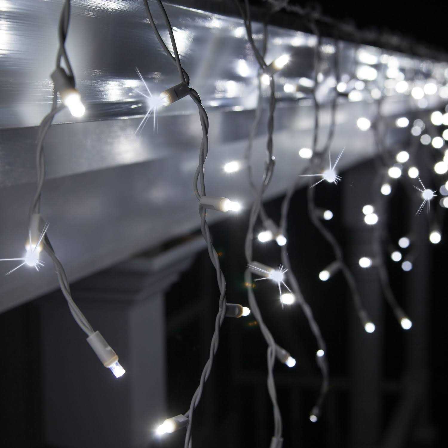 70 5mm White LED Icicle Lights - Image 4